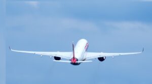 Air India Soars Back to Glory 550 New Planes in 6 Months - Can Tata Group Pull it Off