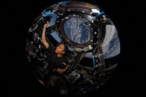 Astronaut Answers Kids' Questions LIVE From Space Station in 20 Minutes