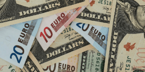 Post-Election Dollar Soars as China Faces Deflation and Europe's Crisis Deepens